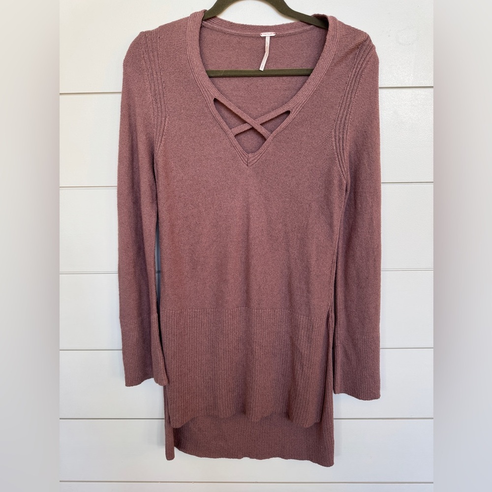 Free People Crisscross Tunic Sweater
Size Small - Picture 2 of 7